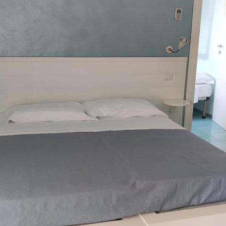 Rock Garden Bed & Breakfast Gaeta Bagian luar foto