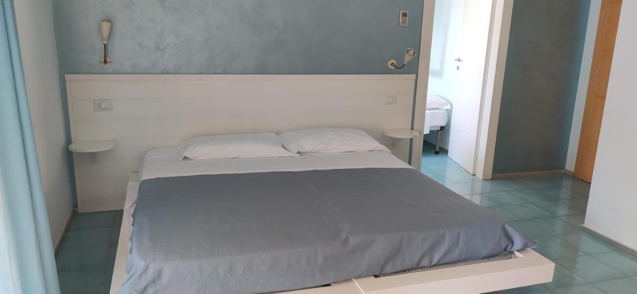 Rock Garden Bed & Breakfast Gaeta Bagian luar foto