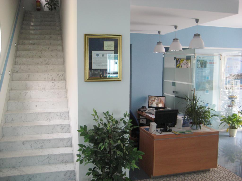 Rock Garden Bed & Breakfast Gaeta Bagian luar foto